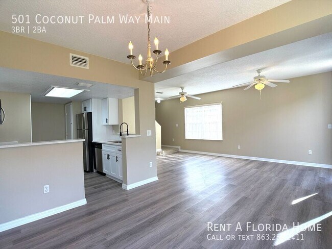 Building Photo - 501 Coconut Palm Way