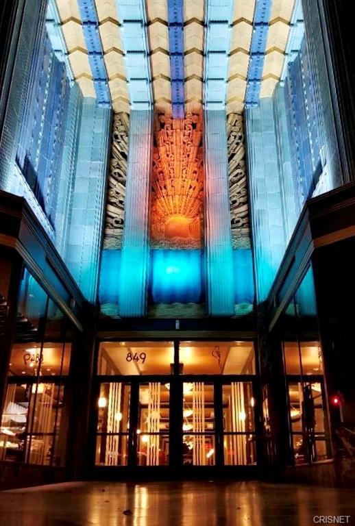 Art Deco Masterpiece - 849 S Broadway