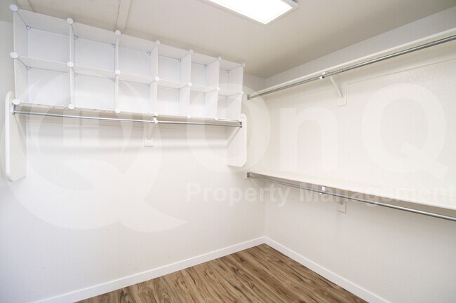Building Photo - 3834 E Cavalry Ct