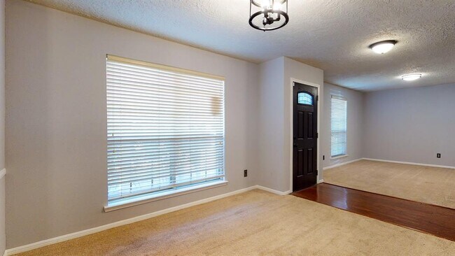 Building Photo - 11807 Monticeto Ln