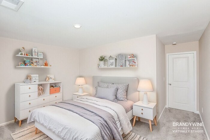 Building Photo - 506 Glenmanor Dr