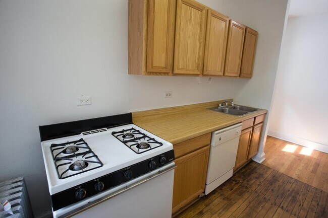 Floorplan - 5300-5308 S. Greenwood Avenue
