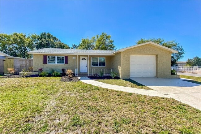 Primary Photo - 3208 Primrose Dr