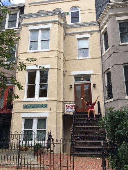 Building Photo - 509 Constitution Ave NE