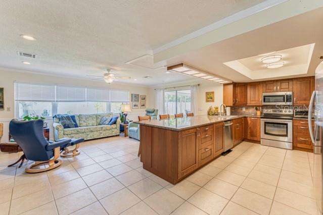 Building Photo - 13940 Joyce Dr