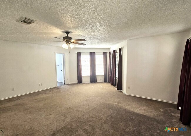 Building Photo - 1648 Dogwood Ln