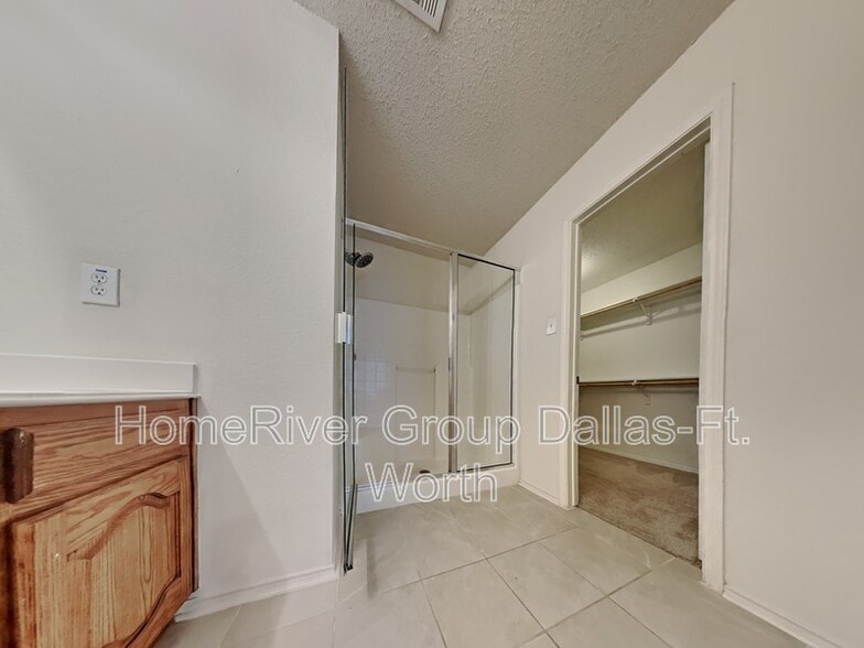 Building Photo - 1409 Jacksons Run