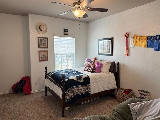 Building Photo - 3420 Summerway Dr