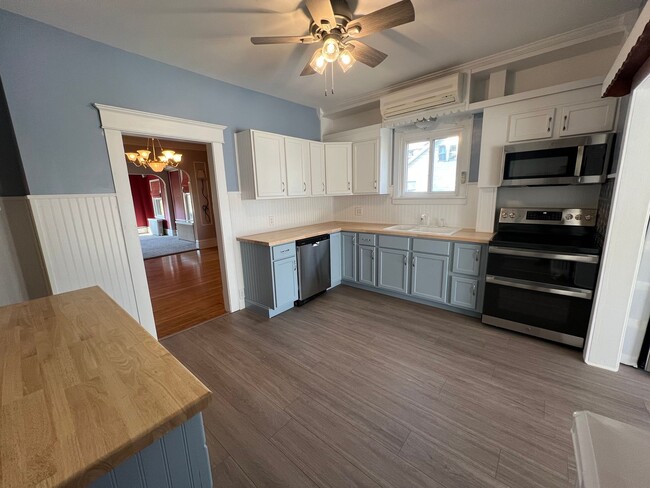 Building Photo - 3 Bedroom/2.5 Bathroom Home in Peoria for ...