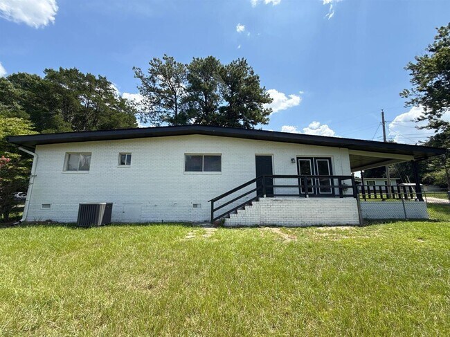 Building Photo - 1035 Kirkland Dr