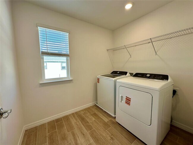 Building Photo - 11429 Nona Sound St