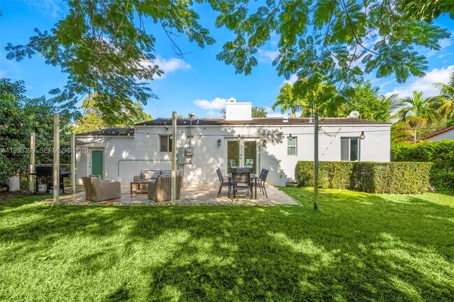 Building Photo - 166 NW 100th Terrace