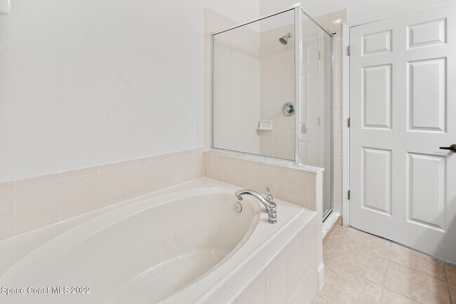 Building Photo - 234 Murano Dr
