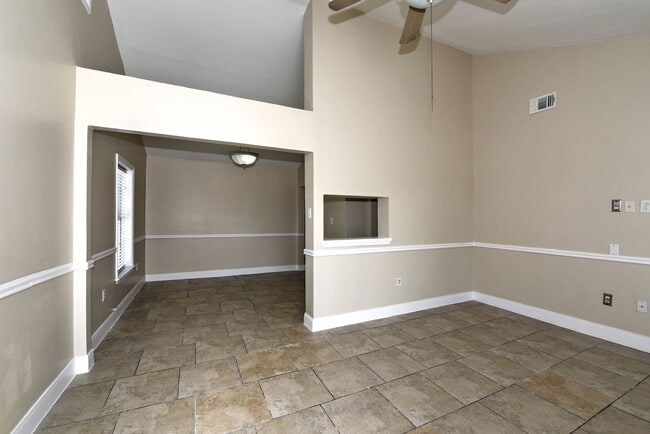 Building Photo - Stylish and Spacious 4-Bedroom Home PLUS Casita/In-Law (with kitchen/living/bedroom/bath)