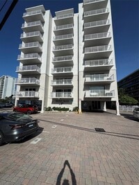 Building Photo - 95 N Birch Rd