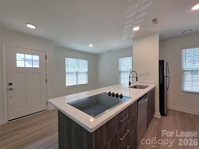Building Photo - 1525 Briar Creek Rd
