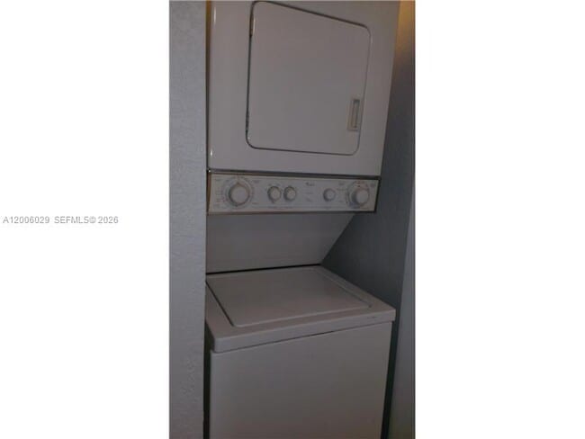 Building Photo - 8025 NW 8th St