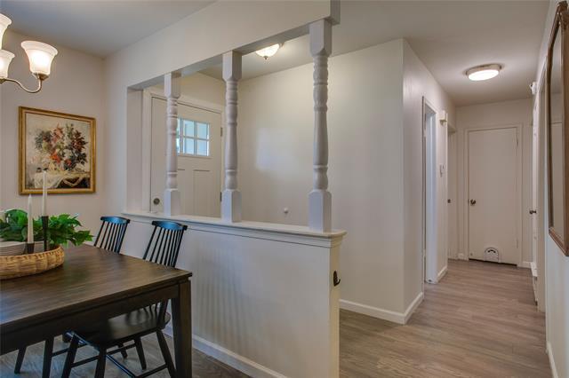 Building Photo - 914 Meadow Mead Dr