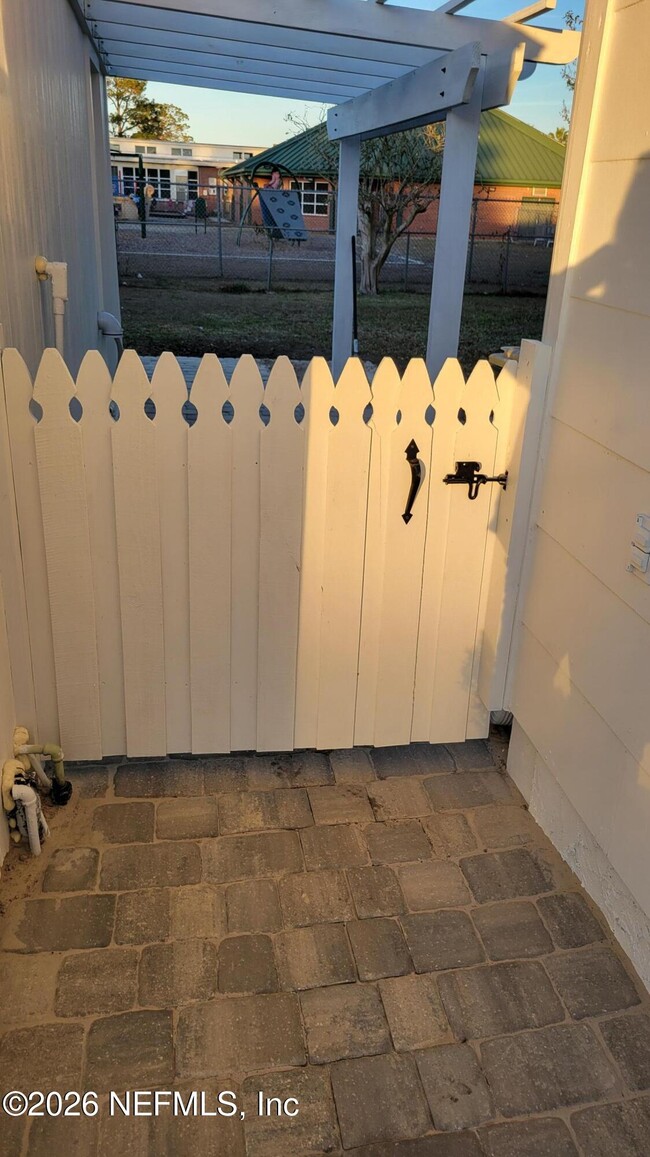 Building Photo - 4625 Riverdale Rd