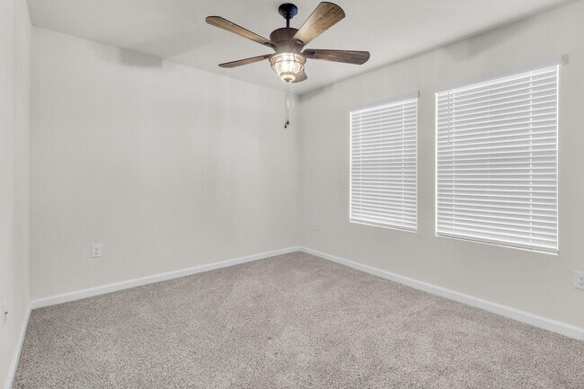 Building Photo - 3021 Jane Ln