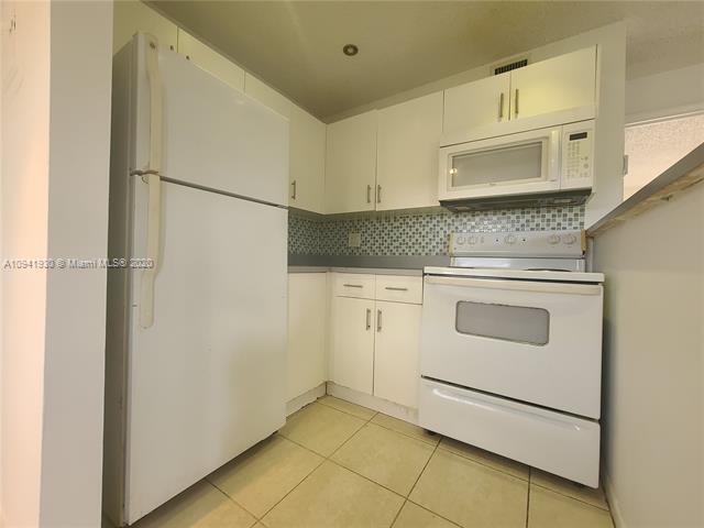 Building Photo - 95 NE 41st St