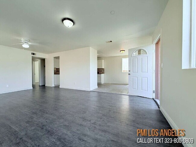 Building Photo - 1440 E 42nd St