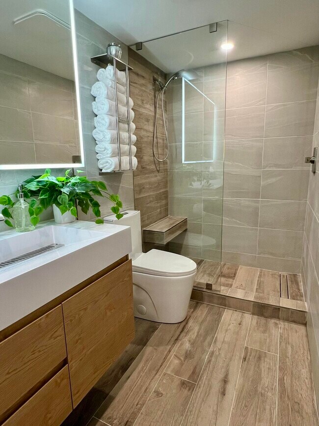 Building Photo - 3540 S Ocean Blvd