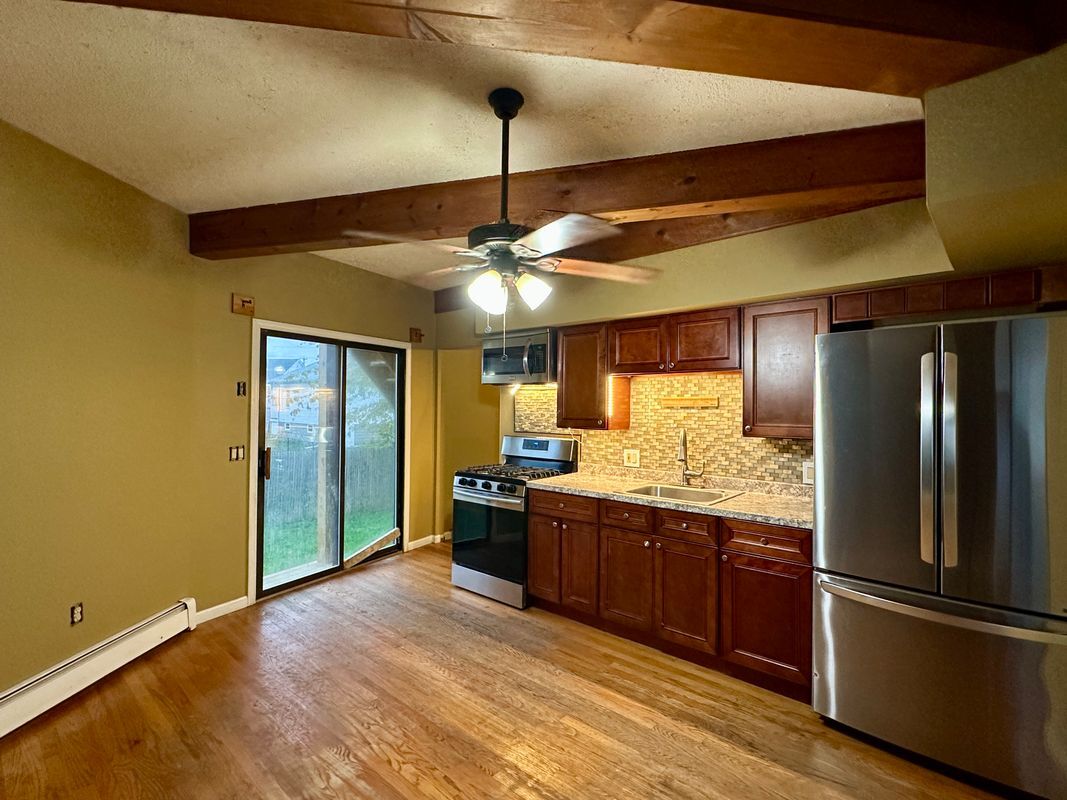 Building Photo - 29 Irving Ave