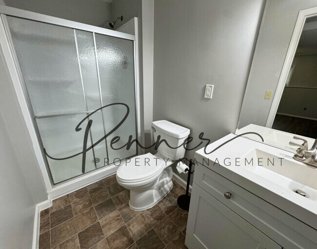 Building Photo - 2707 S Coachman Dr