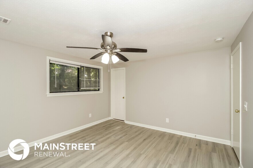 Building Photo - 2085 Swan Ct