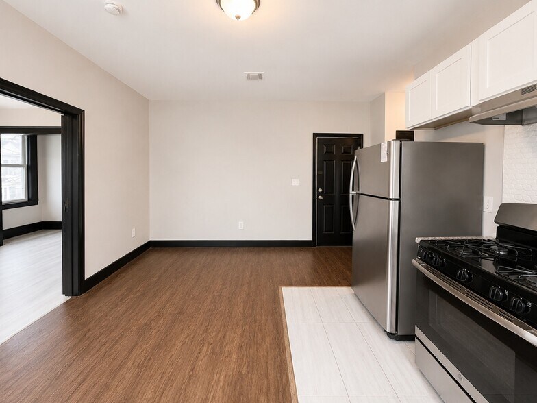 LIVING ROOM - 55 Stockman Pl
