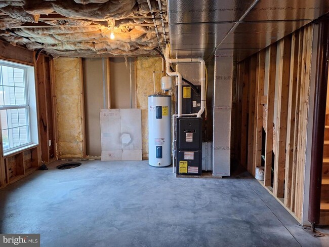 Building Photo - 283 Fieldstone Ct