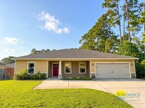 Building Photo - Stunning 4-Bedroom Home in Navarre, Just 3-Miles to Navarre Beach!