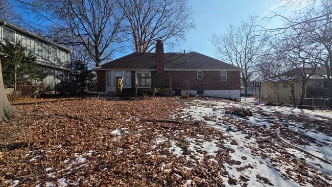 Building Photo - !!COMING SOON!! Beautiful 3BR 2 BA Home w/ Large Backyard • Full Appliance Suite • 2-Car Garage i...