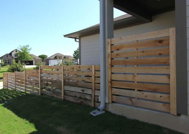 Building Photo - 718 Tinton Falls Ln