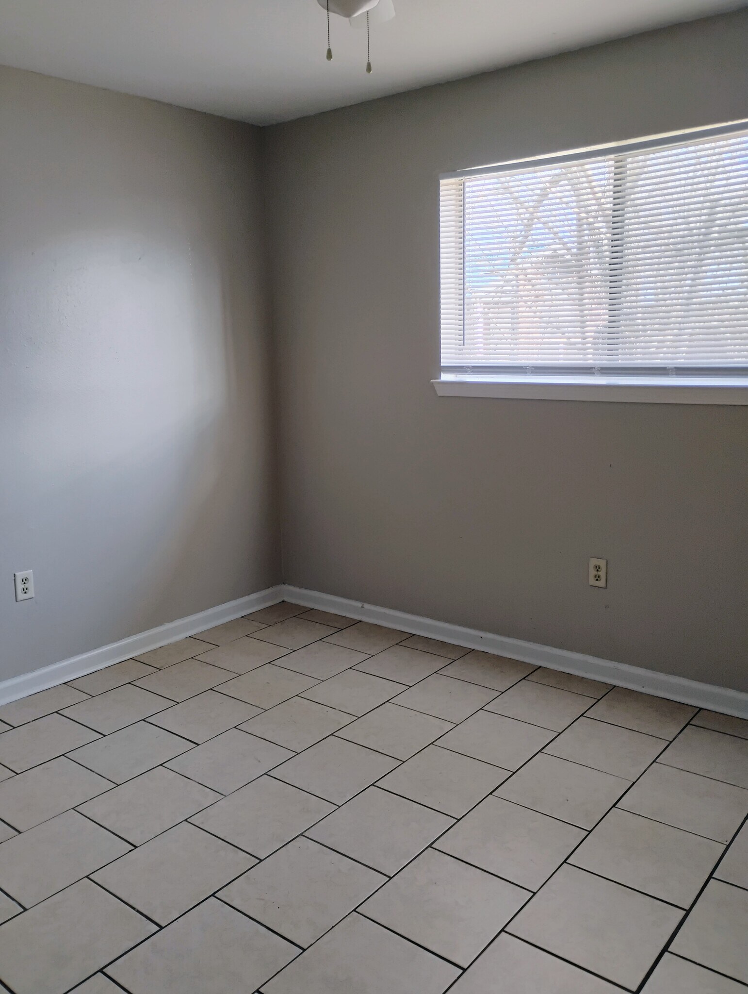 Building Photo - 1644 Lake Calais Ct