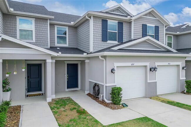 Building Photo - 697 Stoney Pointe Cir