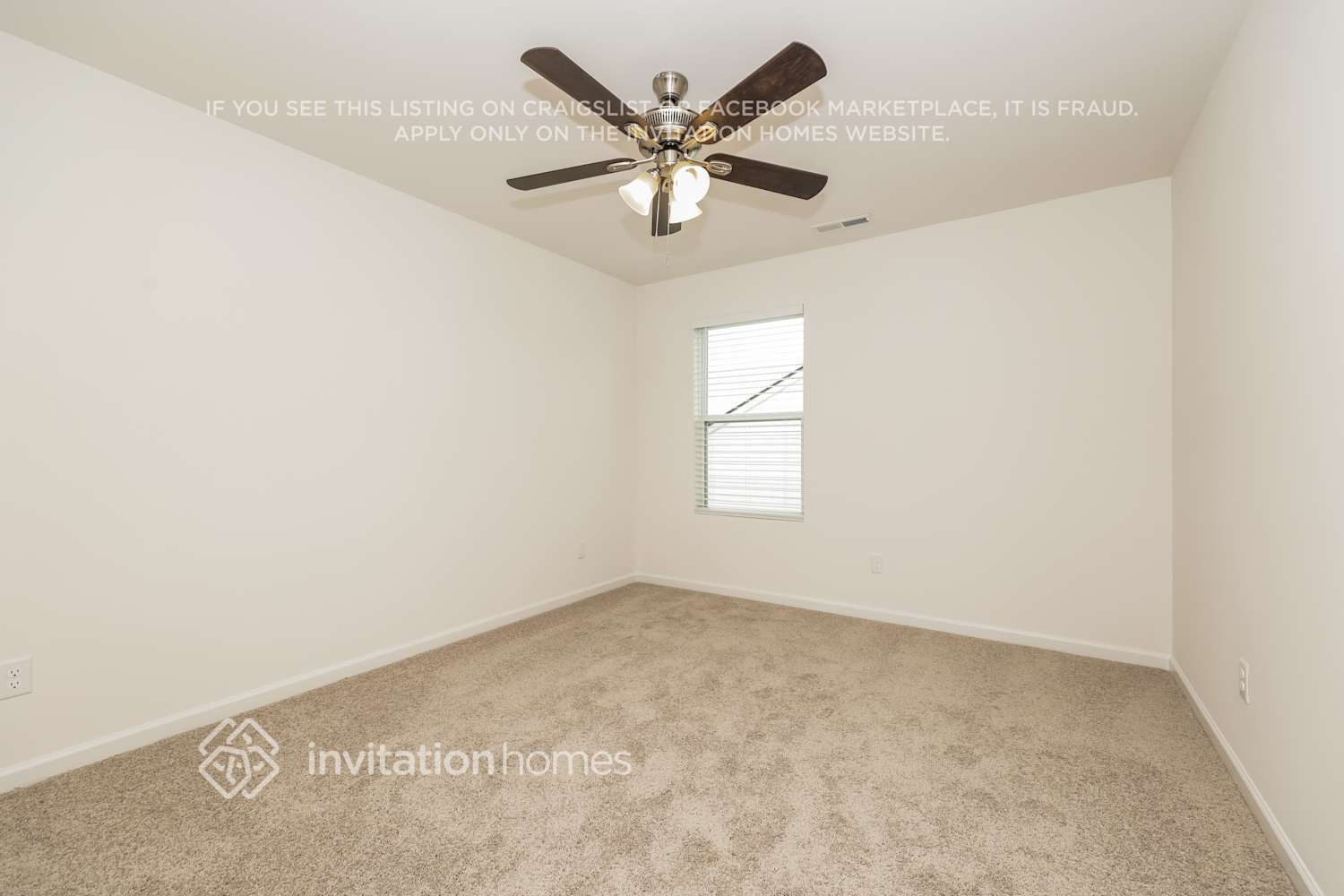 Building Photo - 3802 Lantern Ln