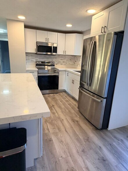 Building Photo - 3693 W Pensacola Cir