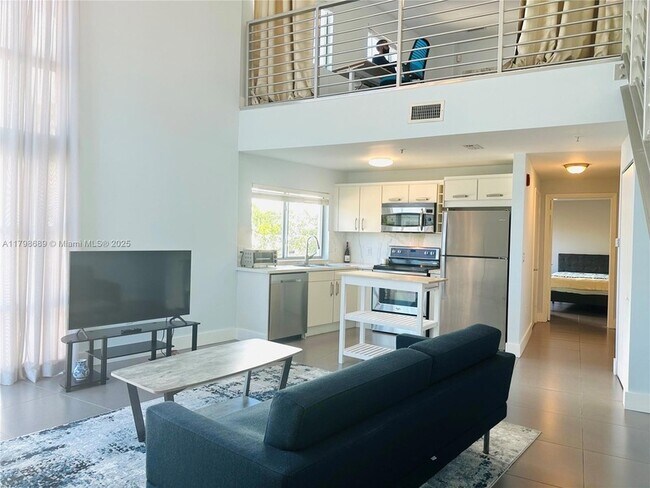 Building Photo - 7700 Collins Ave