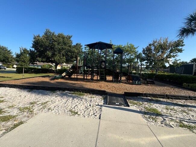 Building Photo - 1017 Donegal Dr