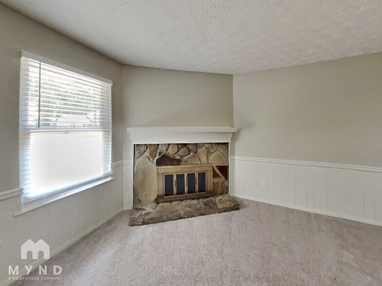 Building Photo - 429 Sherwood Cir