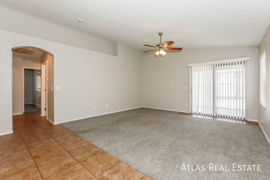 Building Photo - 2770 E Dust Devil Dr