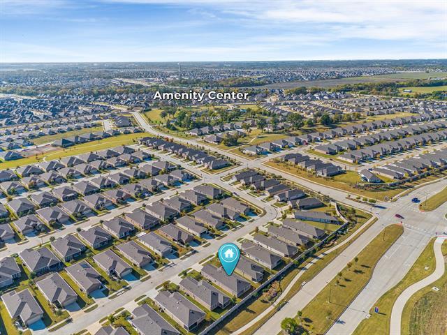 Building Photo - 825 Hidden Eddy Dr