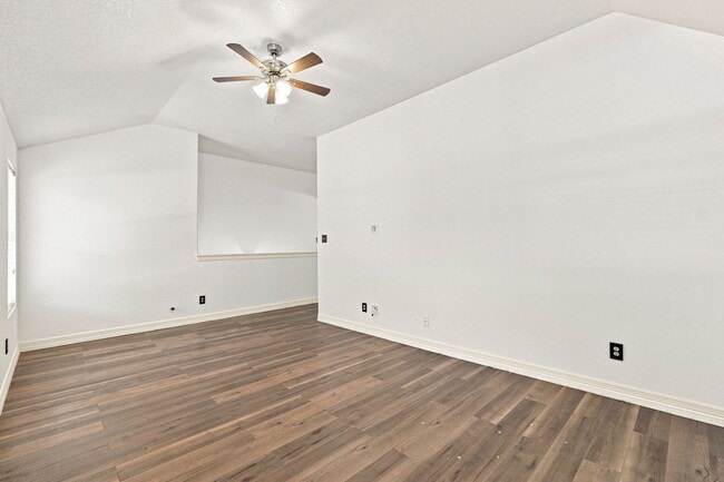 Building Photo - 18318 Alemarble Oak St
