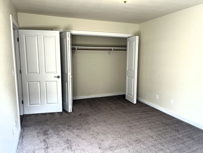 Building Photo - Senior Living Community (55+) - Standalone...