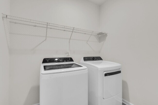 Building Photo - New Construction 3BR Townhome with Loft & 2-Car Garage in Downtown Travelers Rest