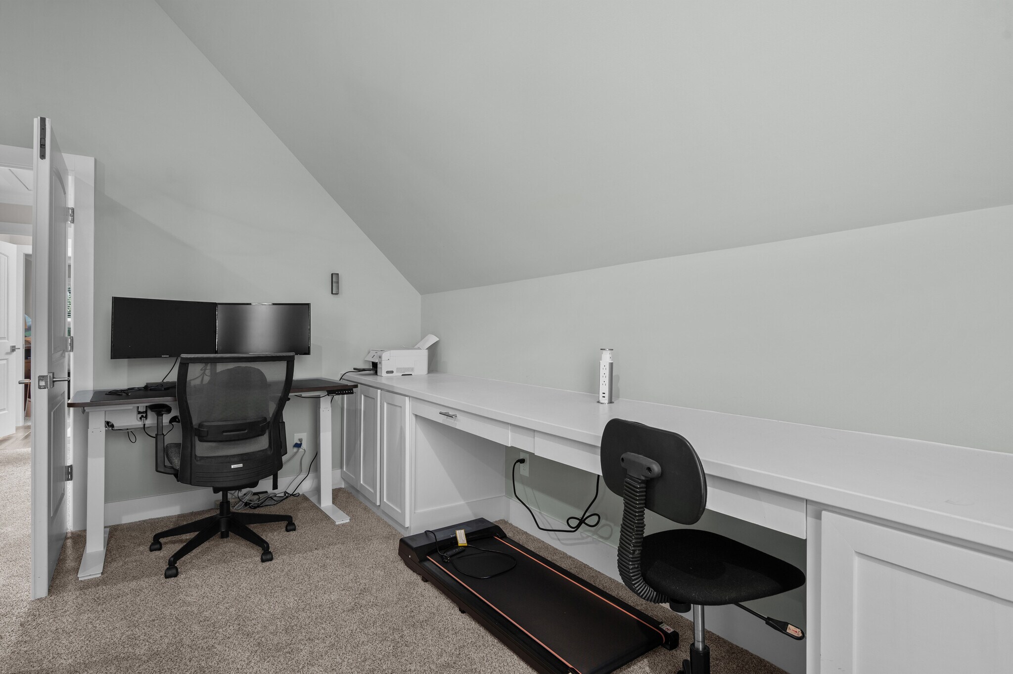 Building Photo - 1136 Secretariat Dr