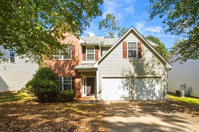 Building Photo - 4750 Ferncrest Pl