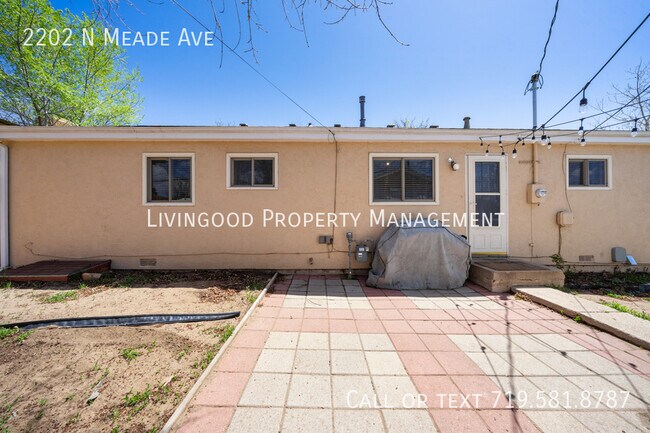 Building Photo - 2202 N Meade Ave